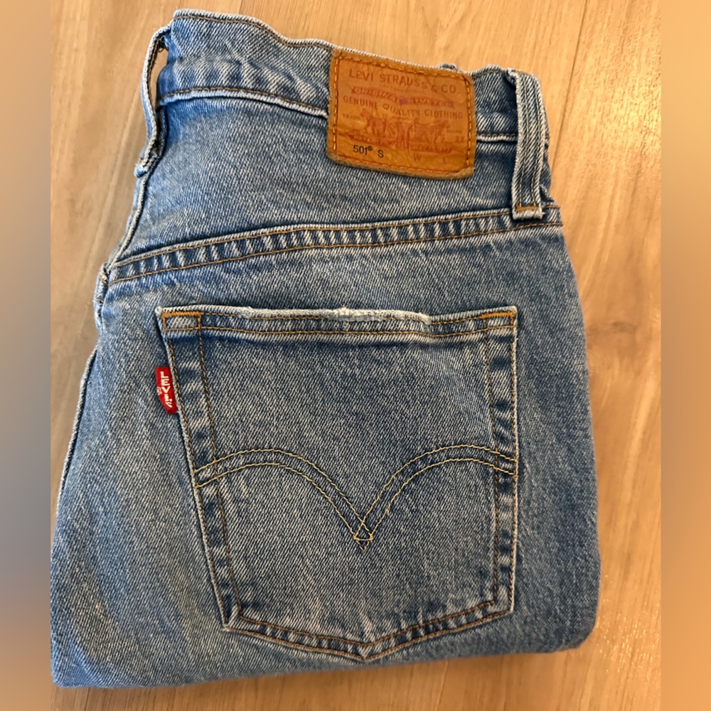 Levi’s 501 straight leg